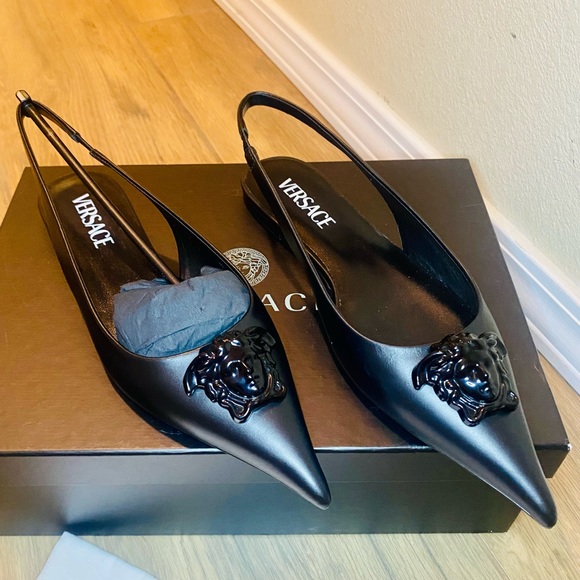 NEW! VERSACE Black Calf Leather La Medusa Slingback Pointed Toe Flats - Picture 8 of 17